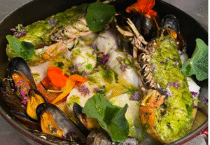 Deilig sjømat i gryte på Sjøslag Restaurant.